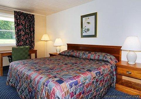 Rodeway Inn コールドウォーター エクステリア 写真