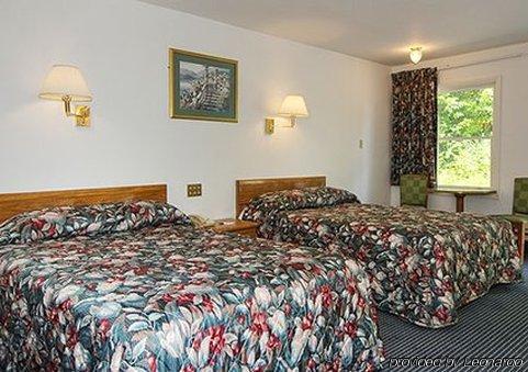 Rodeway Inn コールドウォーター エクステリア 写真